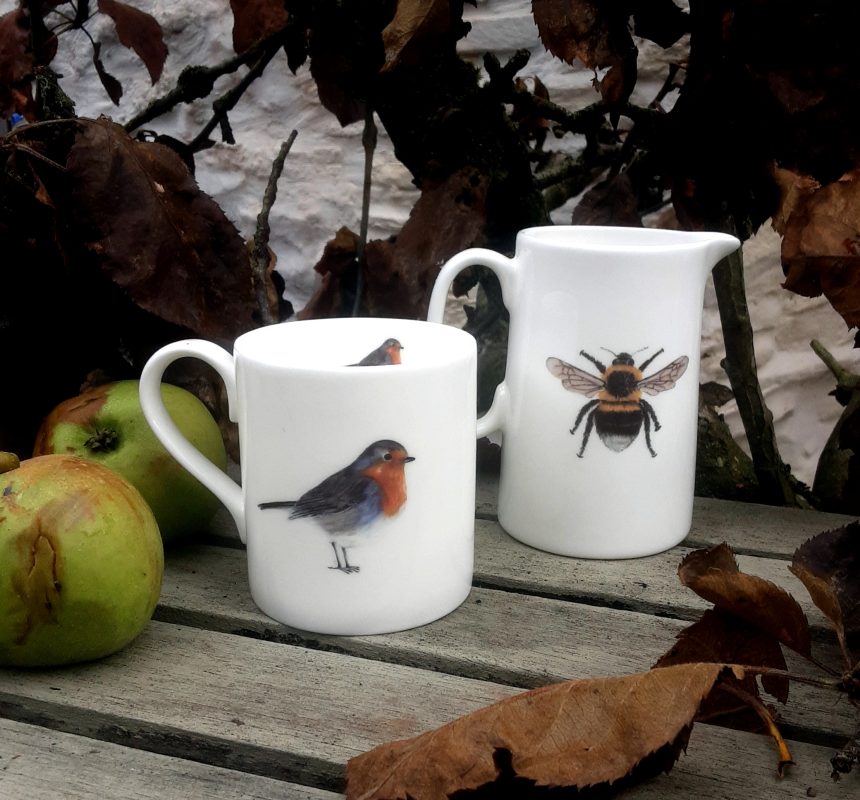 Left handed Robin mug and Bee jug