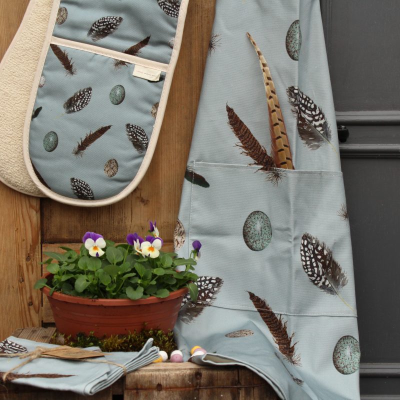 Feather& Egg Oven gloves, tea towel & apron with flowers